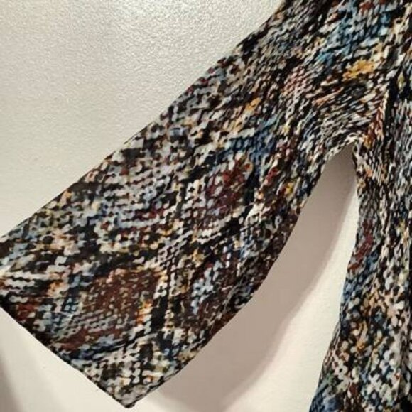 Multicolor Women's Top - Picture 4 of 8